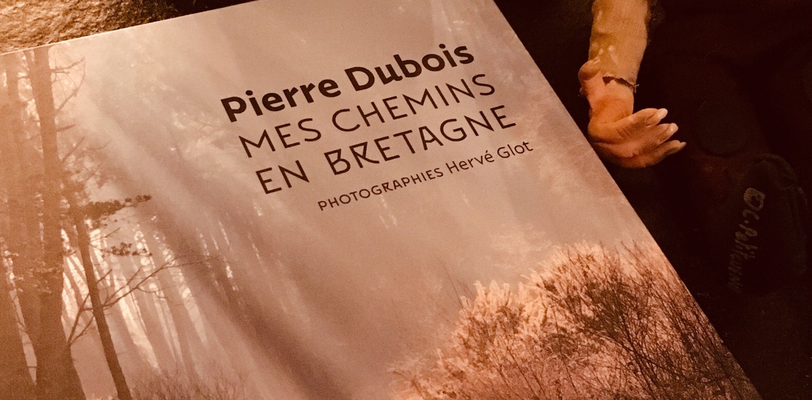 Pierre Dubois et Hervé Glot nous promènent sur les chemins de Bretagne
