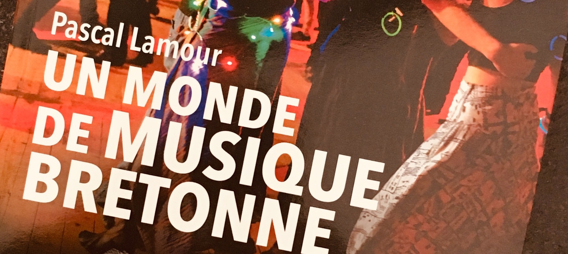 Pascal Lamour nous souffle l’awen sur fond de culture musicale bretonne